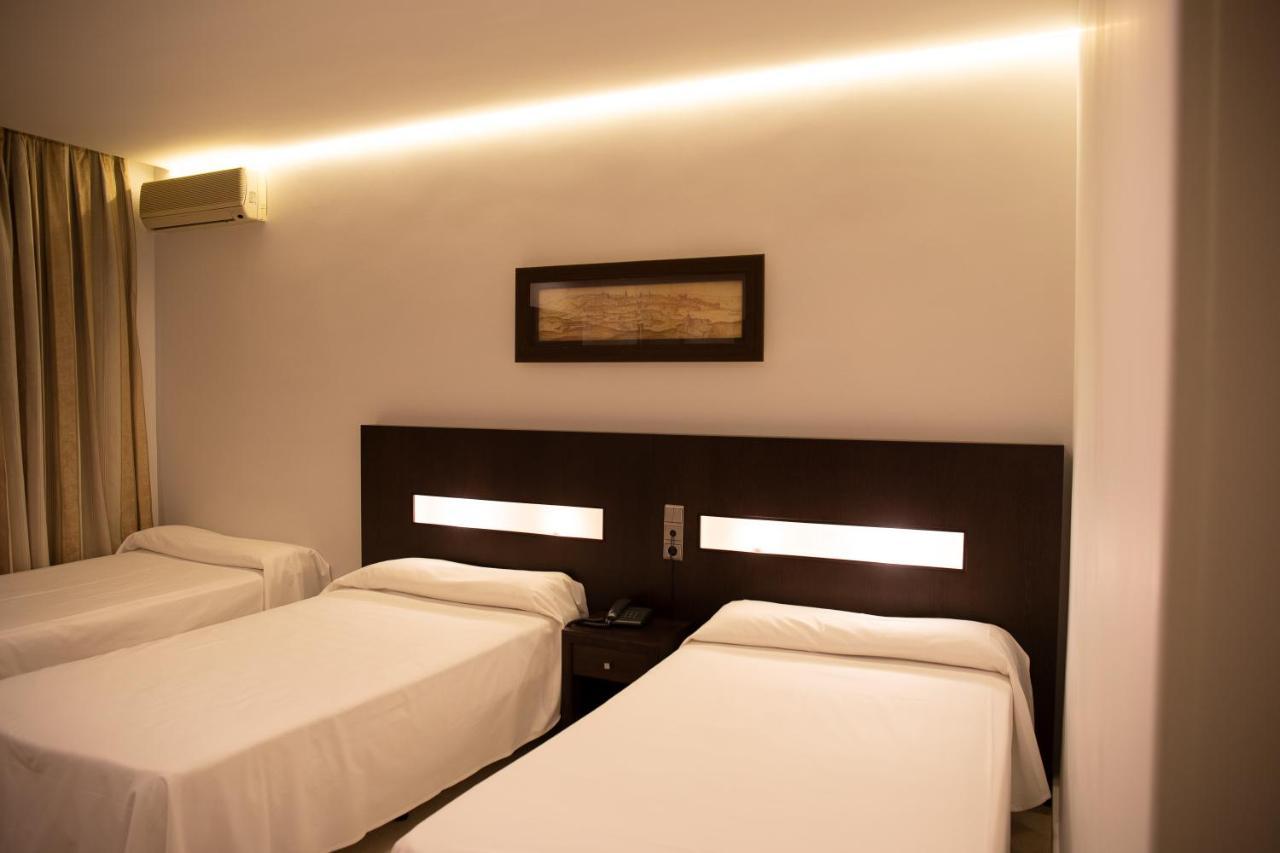 Hotel El Meson Torrijos Εξωτερικό φωτογραφία