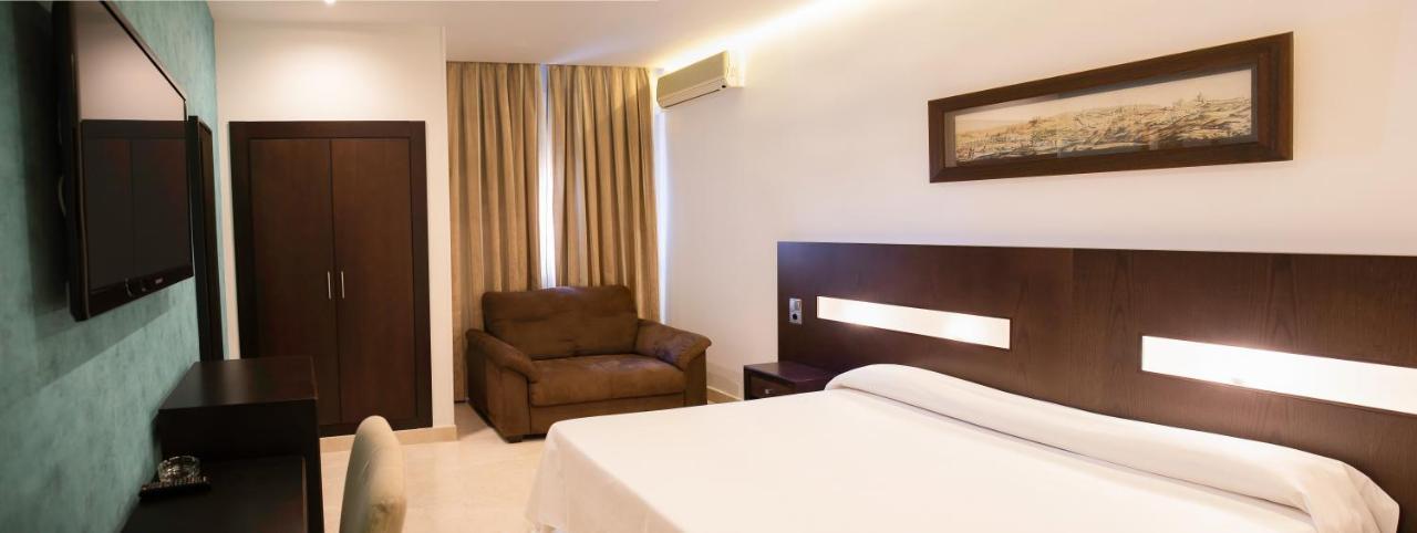 Hotel El Meson Torrijos Εξωτερικό φωτογραφία