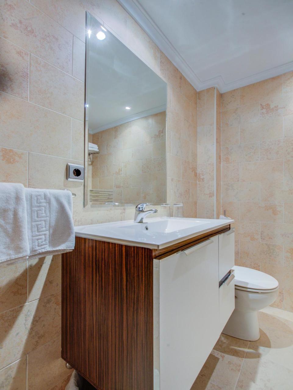 Hotel El Meson Torrijos Εξωτερικό φωτογραφία