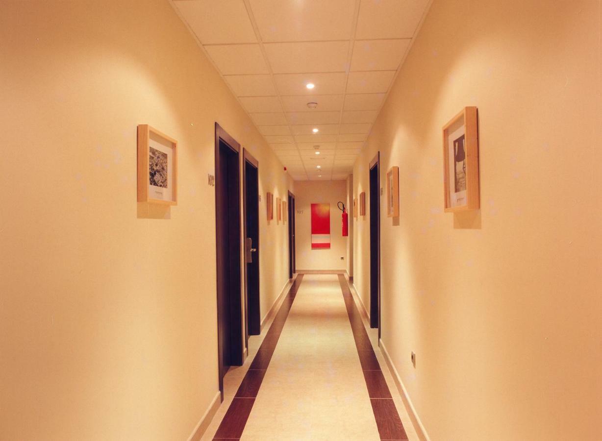 Hotel El Meson Torrijos Εξωτερικό φωτογραφία