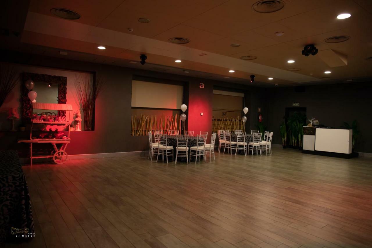 Hotel El Meson Torrijos Εξωτερικό φωτογραφία