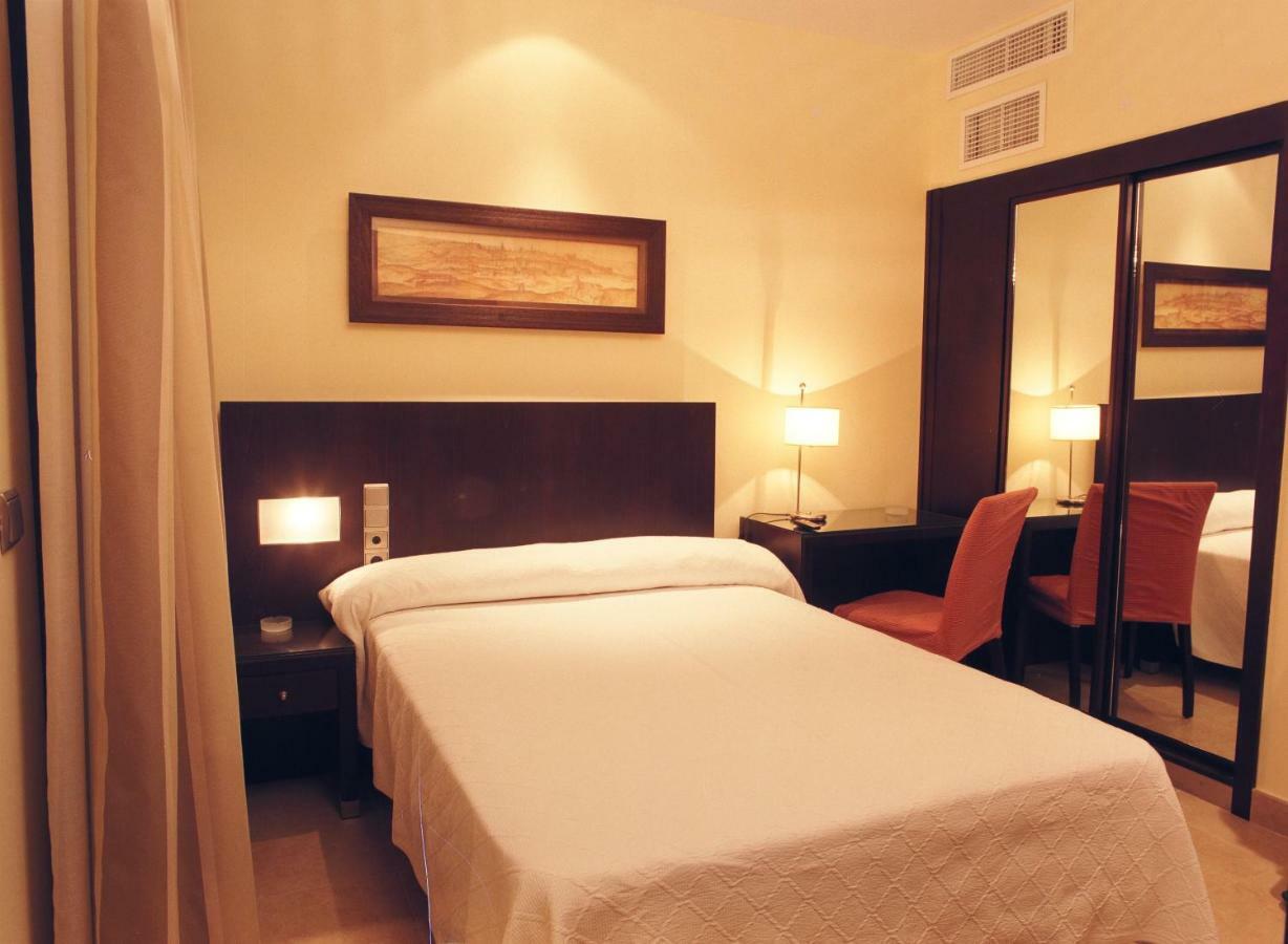 Hotel El Meson Torrijos Εξωτερικό φωτογραφία