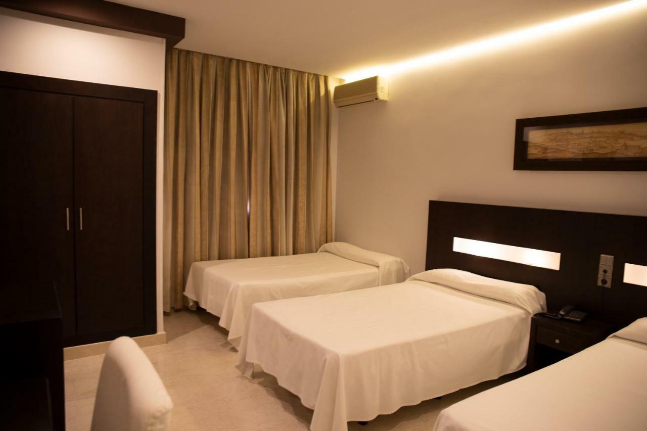 Hotel El Meson Torrijos Εξωτερικό φωτογραφία